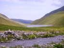 Горное озеро и ручей