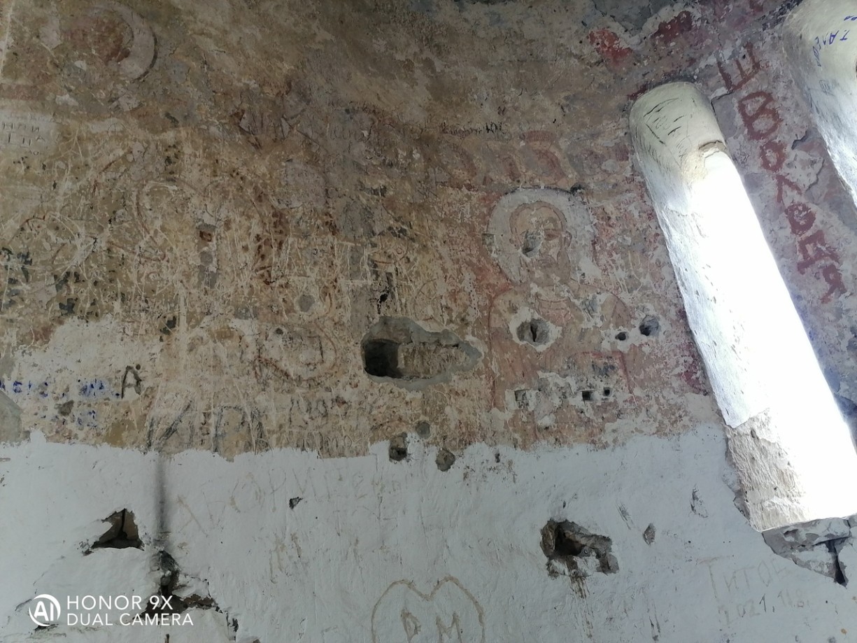 Сохранившиеся росписи Сентинского храма