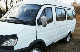 Toyota minibus service 6 seats